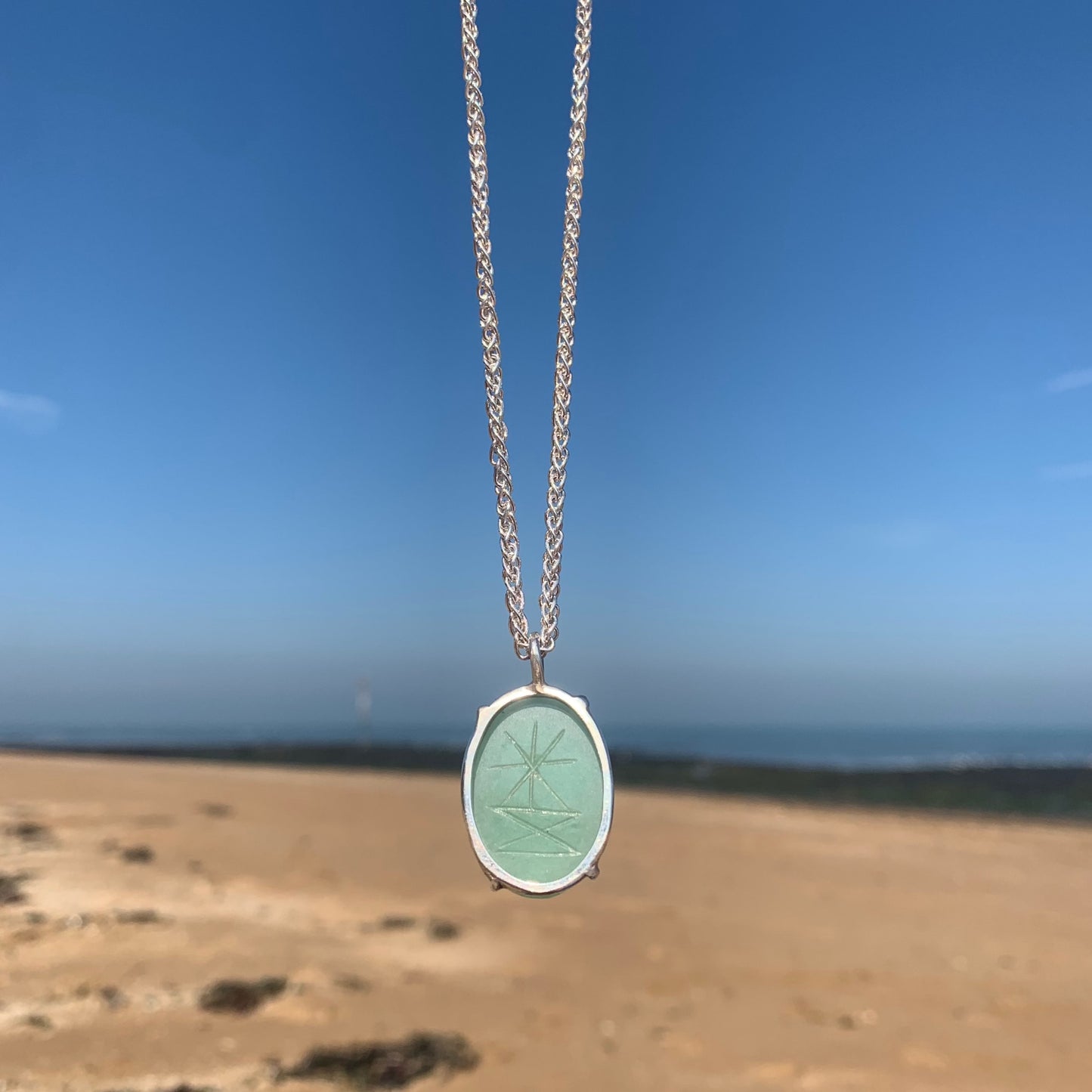 A M U L E T I ~ The Scarab